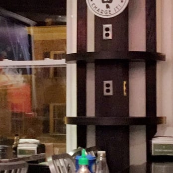 Good Stuff Eatery - They have charging stations for your cell phones! How amazing. - American Near Me - Washington, DC, District of Columbia