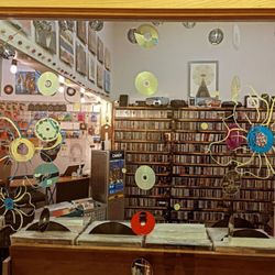 Rewind Records - Rewind Records huge collection of CDs