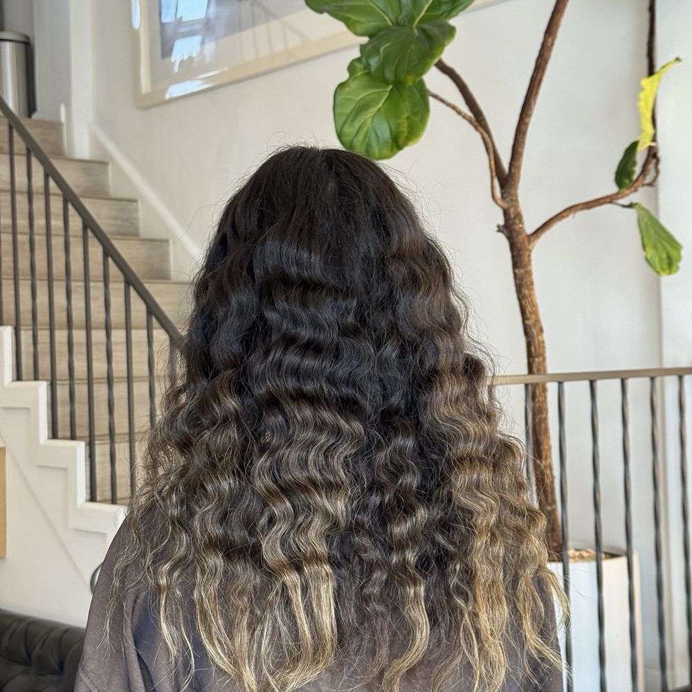 Salon Kazumi - Hair Salons Near Me - Beverly Hills, California Salon Kazumi - Hair Salons Near Me - Beverly Hills, California