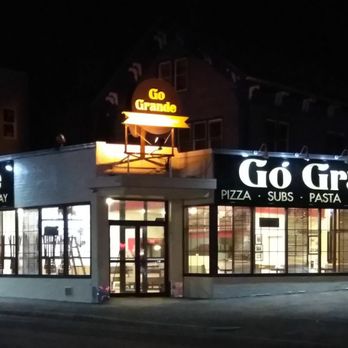 Go Grande Pizza 38 Photos 34 Reviews Pizza 1168 Main St Worcester Ma Restaurant Reviews Phone Number Menu<script async src=