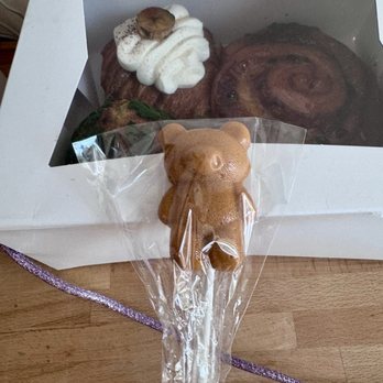 Jina Bakes - Teddy Bear Dalgona - Bakeries Near Me - San Francisco, California Jina Bakes - Teddy Bear Dalgona - Bakeries Near Me - San Francisco, California