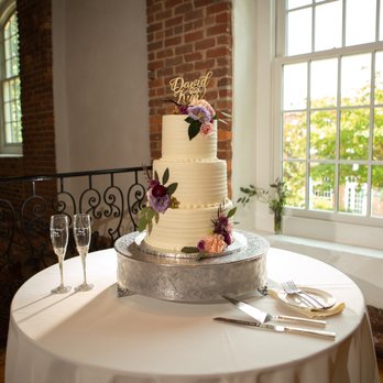 Easy Peasy Decadent Desserts - a wedding cake - Desserts Near Me - Greensboro, North Carolina Easy Peasy Decadent Desserts - a wedding cake - Desserts Near Me - Greensboro, North Carolina