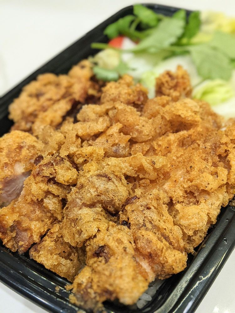 MR KHAO MAN GAI Updated September 2024 68 Photos & 44 Reviews 28 Jackson Ave, Long Island