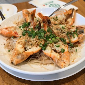 Tim Ho Wan - Steamed shrimp - Dim Sum Near Me - Honolulu, Hawaii