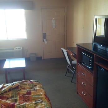 Budgetel Inn & Suites - Hotels Near Me - Hearne, Texas Budgetel Inn & Suites - Hotels Near Me - Hearne, Texas