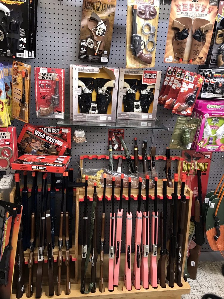 OZARKLAND Updated October 2024 25 Photos 2503 Cimarron Rd