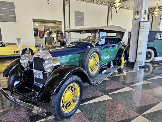 Auburn Cord Duesenberg Automobile Museum by null