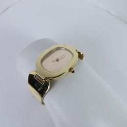 H Horwitz Jewelers - 18k CORUM Love wind watch, mint condition, available below "scrap value of $5500" hhorwitz.com
