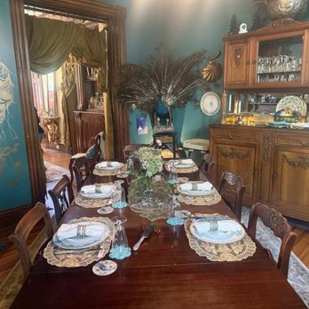 10 Clarke - Dining Room - Bed & Breakfast Near Me - Frederick, Maryland