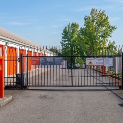Public Storage