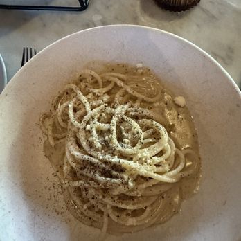 Élephante - Cacio e Pepe Pasta - Italian Near Me - Santa Monica, California Élephante - Cacio e Pepe Pasta - Italian Near Me - Santa Monica, California