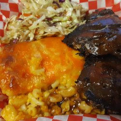 Ebony Bites - Jerk Chicken & Macaroni Pie
