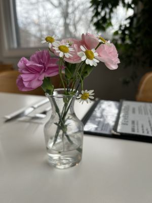 Gracie's Luncheonette by null