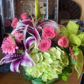 Flowers & Interiors - Florists Near Me - Bloomington, Indiana Flowers & Interiors - Florists Near Me - Bloomington, Indiana