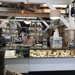 Ruthie's Antiques and Furniture