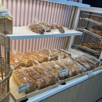 TOUS les JOURS - Bakeries Near Me - Vacaville, California