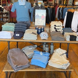 The Black Dog General Store: Portland