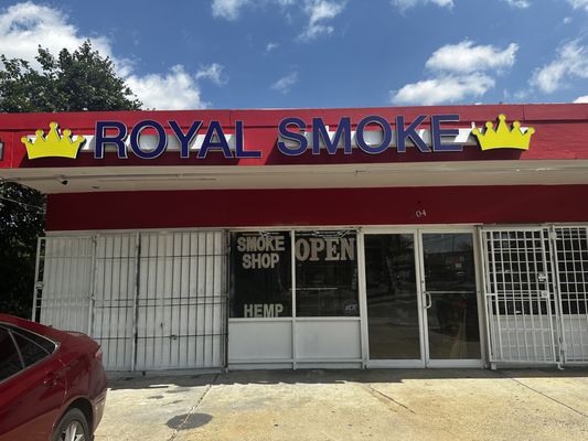 Royal smoke new smoke shop in town got all tobacco products disposals cold drinks atm etc. best deals best customer service ‼️ - Aug 2023 was our grand open we had free food free drinks car show music deals and etc. we have next event soon come thru get your flyer’s ‼️ Royal smoke new smoke shop in town got all tobacco products disposals cold drinks atm etc. best deals best customer service ‼️ - Aug 2023 was our grand open we had free food free drinks car show music deals and etc. we have next event soon come thru get your flyer’s ‼️