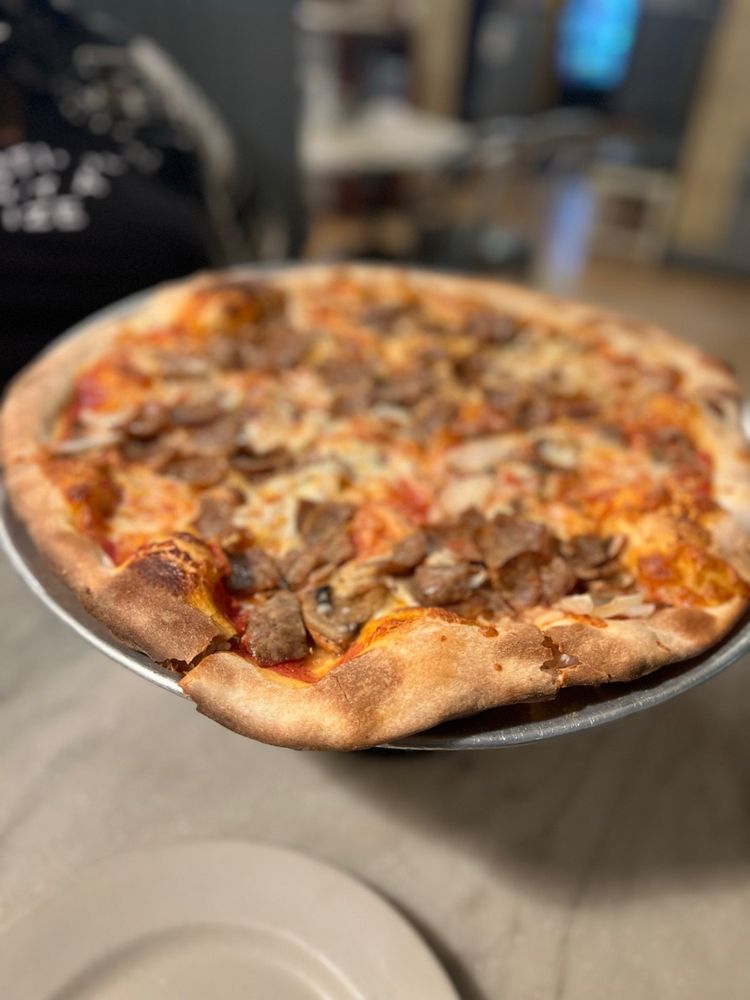 LA STELLA PIZZERIA Updated October 2024 103 Photos & 171 Reviews