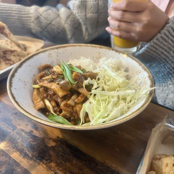 Aman Cafe - BASIL MANGO CHICKEN - Asian Fusion Near Me - Oakland, California