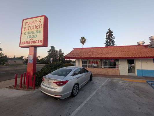 Mark's Kitchen by null