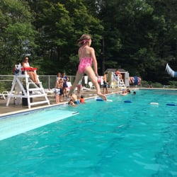 Seekonk Swimming & Tennis Club - There she goes !