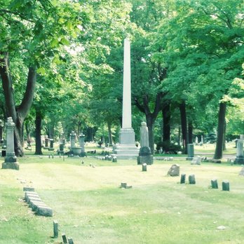 Evergreen Cemetary - Another oblisk. - Funeral Services & Cemeteries Near Me - Manitowoc, Wisconsin