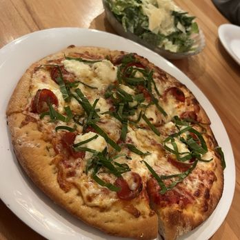 Pizzalley's Chianti Room - Sweet Datil' Roni pizza - Italian Near Me - Saint Augustine, Florida Pizzalley's Chianti Room - Sweet Datil' Roni pizza - Italian Near Me - Saint Augustine, Florida