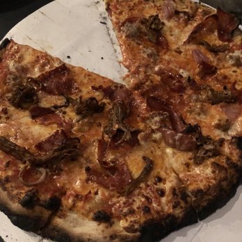 Bufalina - Tre carni pizza - Pizza Near Me - Guilford, Connecticut