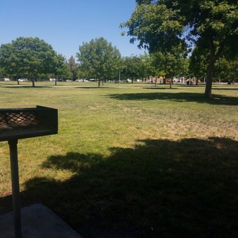 Railroad Park - Such a beautiful and quiet park - Parks Near Me - Clovis, California