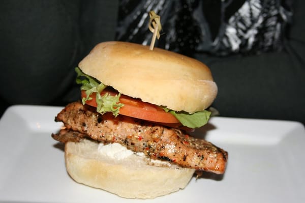 W Burger Bar by null