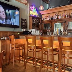 Stowaways Town Tavern