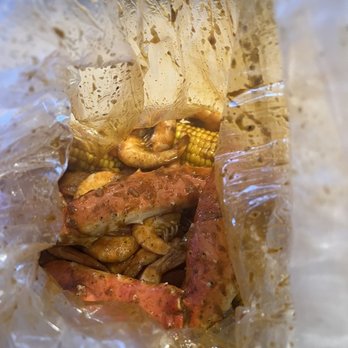 Backyard Bayou - King Crab Legs Bayou Bucket - Cajun/Creole Near Me - Union City, California
