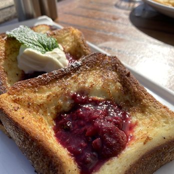 Le Garage - Pain Perdu - French Near Me - Sausalito, California Le Garage - Pain Perdu - French Near Me - Sausalito, California