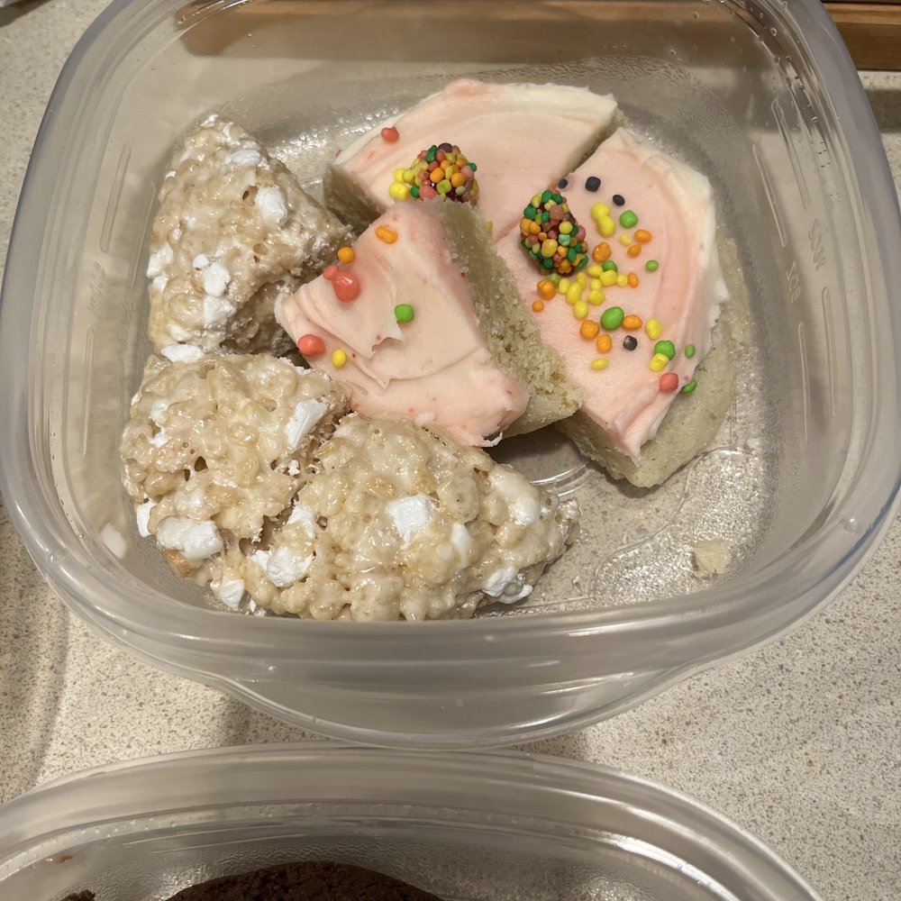 We ordered rice crispy treat, sugar nerds.