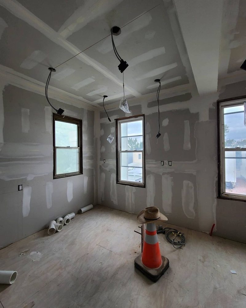 Slide of Ulloa Construction