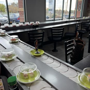 Sushi Fever - Another view of dining area with the bar seating - Conveyor Belt Sushi Near Me - Albuquerque, New Mexico