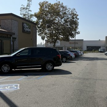Olive Garden Italian Restaurant - Outside - Italian Near Me - Orange, California Olive Garden Italian Restaurant - Outside - Italian Near Me - Orange, California