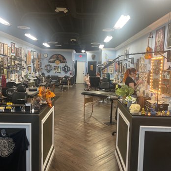 Blue Buddha Tattoo - Inside the shop - Tattoo Near Me - Las Vegas, Nevada Blue Buddha Tattoo - Inside the shop - Tattoo Near Me - Las Vegas, Nevada