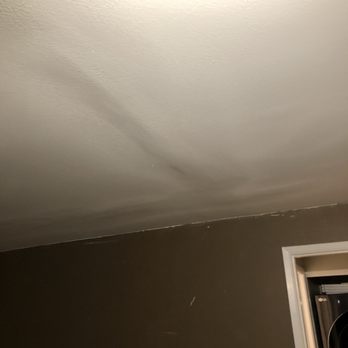 ACGI- Andruszko Construction Group - More noticeable seams in the secondary bedroom - General Contractors Near Me - Portland, Oregon ACGI- Andruszko Construction Group - More noticeable seams in the secondary bedroom - General Contractors Near Me - Portland, Oregon