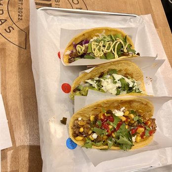 Kompas Taqueria - Each taco was uniquely flavored - Tacos Near Me - Draper, Utah