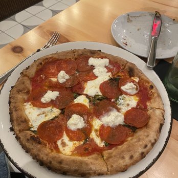 Midtown Table - Margherita Pizza with Pepperoni and Truffle Oil - Italian Near Me - Jacksonville, Florida Midtown Table - Margherita Pizza with Pepperoni and Truffle Oil - Italian Near Me - Jacksonville, Florida