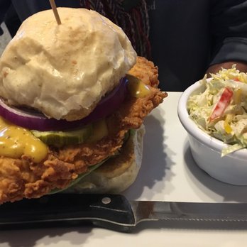 GAS- Full Service Restaurant - Chicken sandwich (Yard bird Sammy) - American Near Me - St. Augustine, Florida
