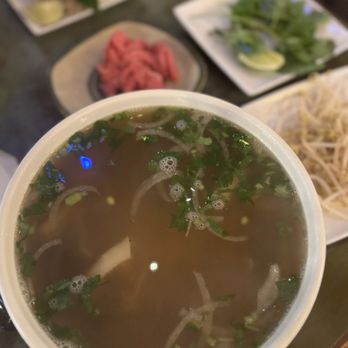 Pho Binh Heights - Vietnamese Near Me - Houston, Texas