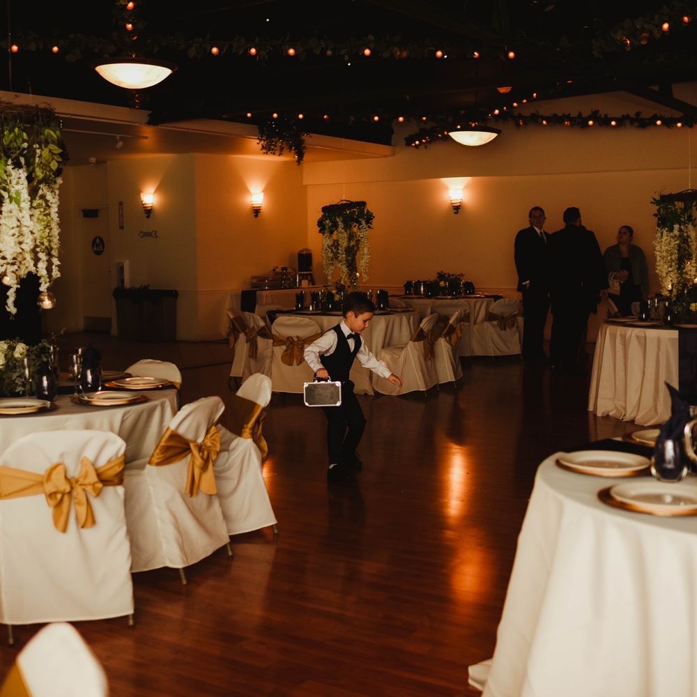 Ravello's Restaurant - a man in a tuxedo at a wedding - Bars Near Me - Merced, California Ravello's Restaurant - a man in a tuxedo at a wedding - Bars Near Me - Merced, California
