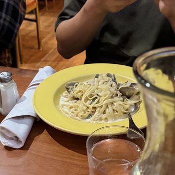 Rocco's Café - Fettuccine with Clams in white cream sauce - Italian Near Me - San Francisco, California