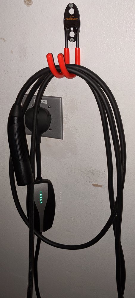 Slide of EV Pros