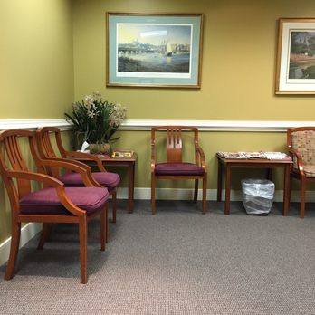 Mennitt & Daly, DDS PA - Waiting area - Oral Surgeons Near Me - Olney, Maryland Mennitt & Daly, DDS PA - Waiting area - Oral Surgeons Near Me - Olney, Maryland