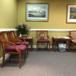 Mennitt & Daly, DDS PA - Waiting area