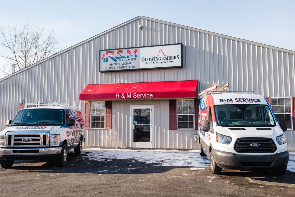 Slide of R & M Service